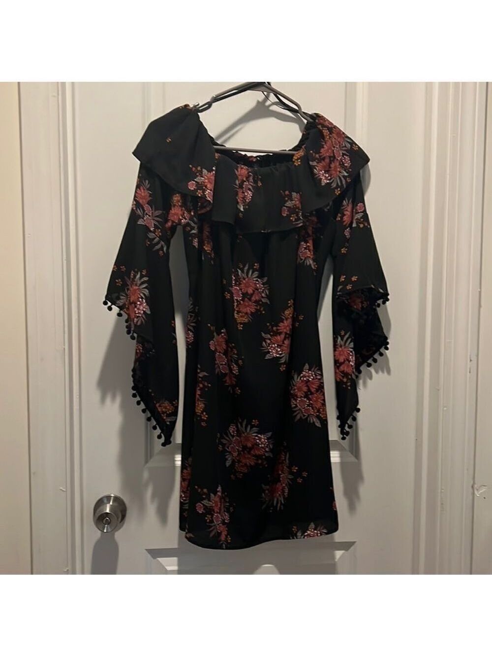 Design Lab Black and Red Floral Mini Dress with wide Sleeves size medium